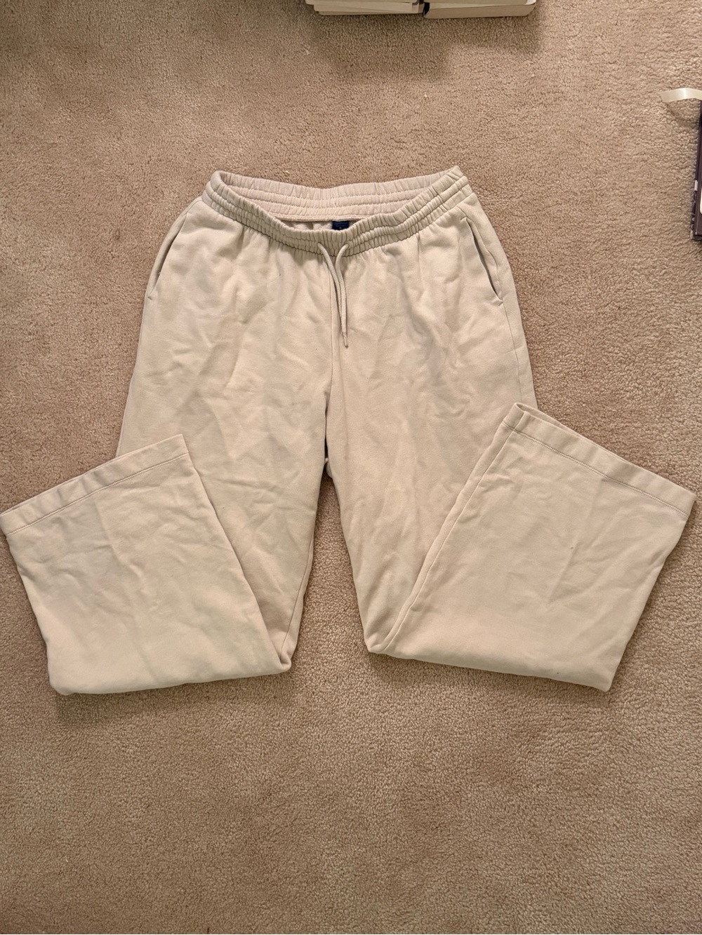 Women’s Old Navy Cream Sweatpants- Wide leg